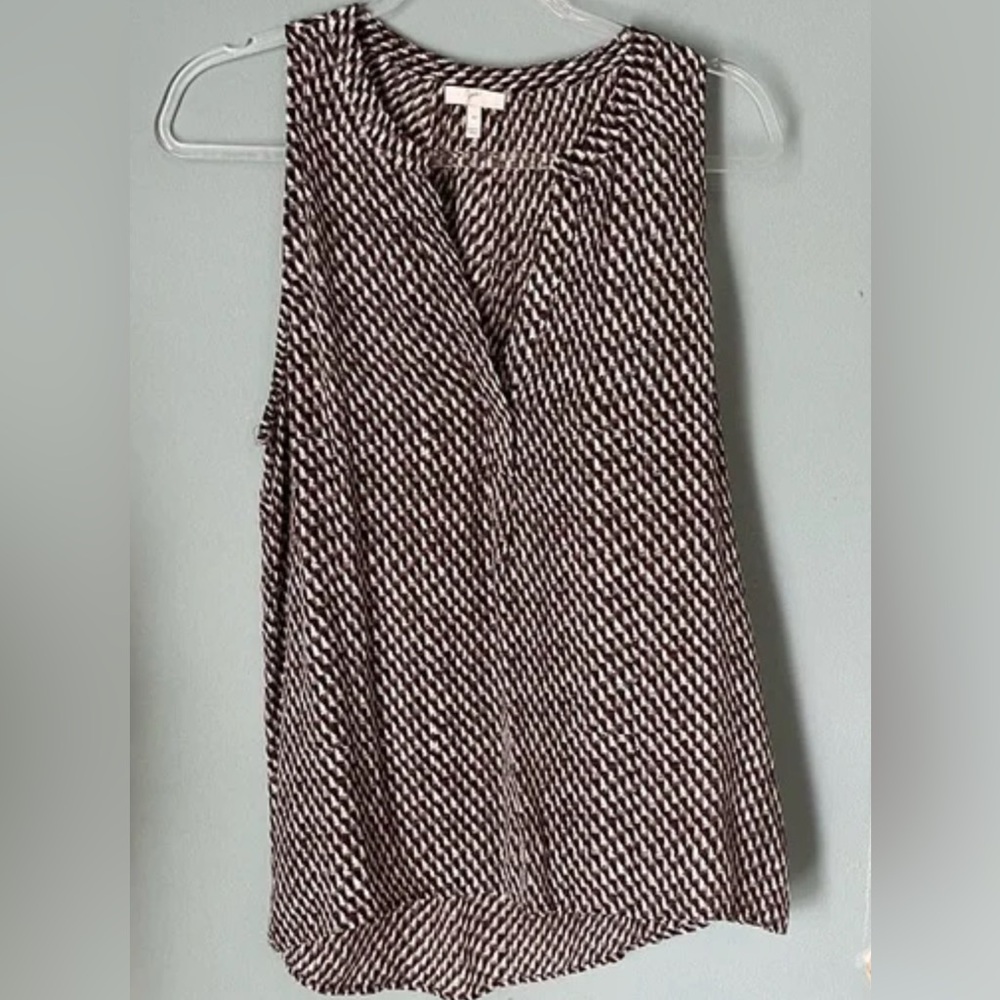 Joie Silk Sleeveless Tank Top.  Size large.